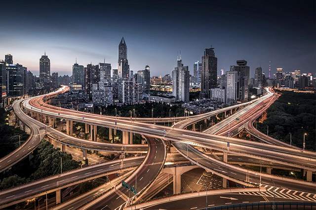 全球三分之二人接入的虚拟世界，换壳“复活”继续抢人？  第10张